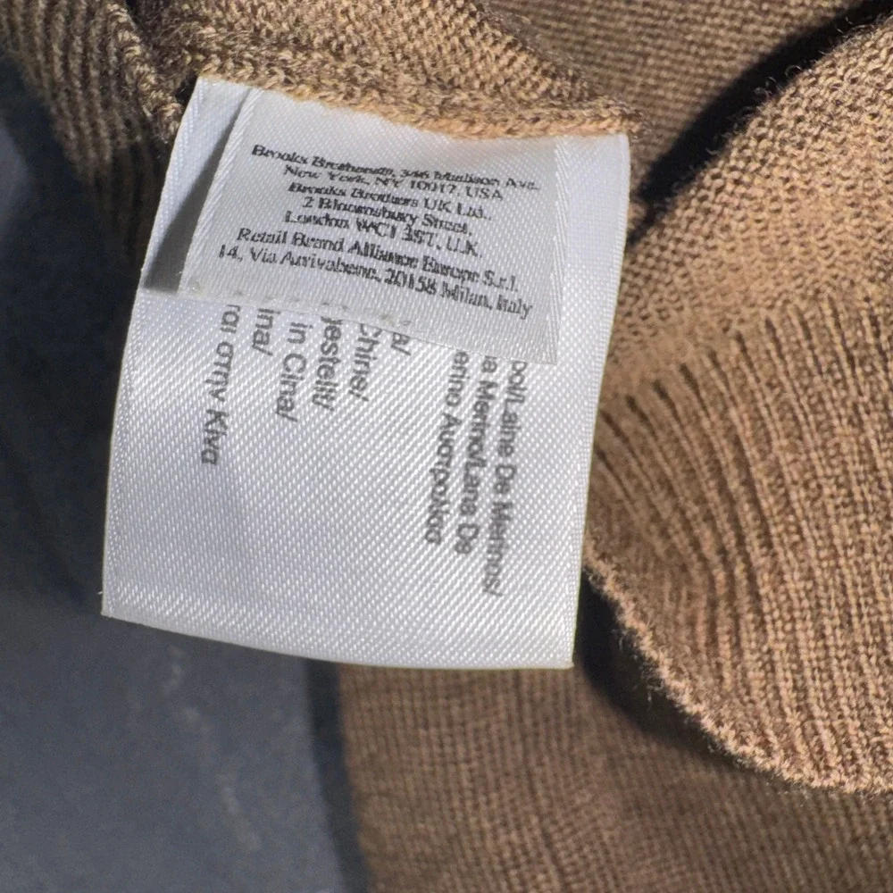 Brooks Brothers 346 Mens Large Brown 100% Merino Wool V-Neck Sweater Vest
